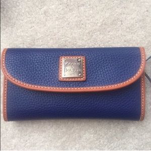 NWT | Dooney & Bourke Wallet